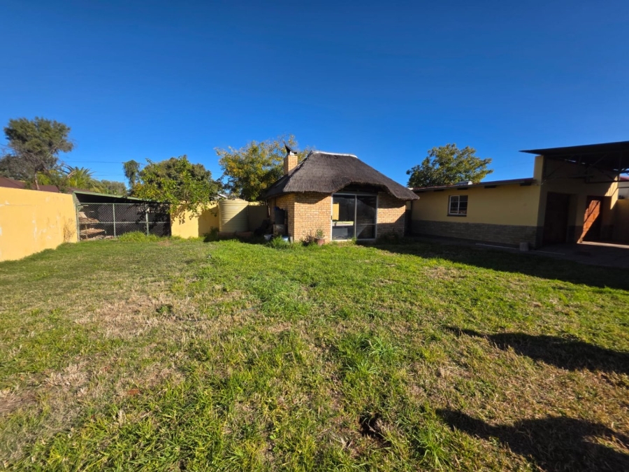 3 Bedroom Property for Sale in Verwoerdpark Northern Cape